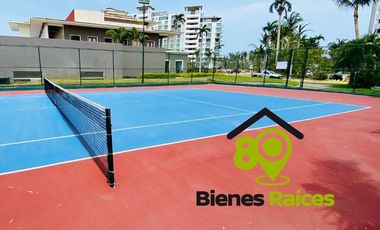 Depa CON PLAYA EN VENTA de 5 recámaras CON VISTA AL MAR