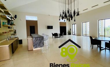 Depa CON PLAYA EN VENTA de 5 recámaras CON VISTA AL MAR