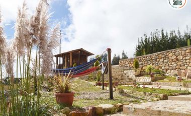 SE ALQUILA CASA VACACIONAL DE DOS PISOS CON ÁREA VERDE