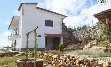 SE ALQUILA CASA VACACIONAL DE DOS PISOS CON ÁREA VERDE