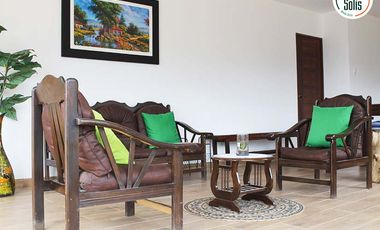 SE ALQUILA CASA VACACIONAL DE DOS PISOS CON ÁREA VERDE