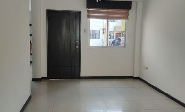 Casa de venta en via Salitre, Urbanización Cataluña