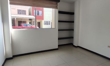 Casa de venta en via Salitre, Urbanización Cataluña