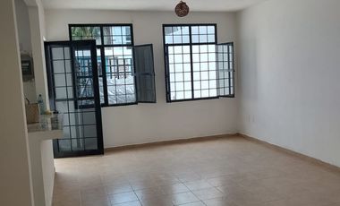 Casa en venta totalmente remodelada en Puerto Morelos Villas Morelos I