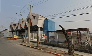 3 LOCALES EN REMATE CESION DE DERECOSAVENIDA DE LAS TORRES NO 350