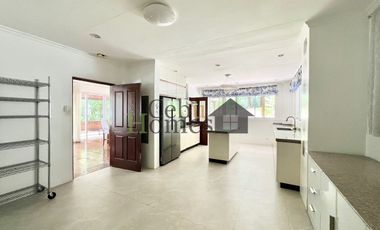 4 Bedroom House for Sale in Maria Luisa