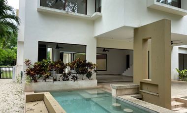 Casa en privada premium, Yucatán Country Club