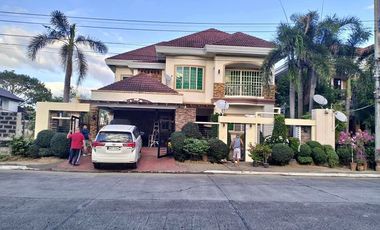 SEMI FURNISHED 2 STOREY HOUSE & LOT IN LAKEWOOD SUBD. CABANATUAN CITY