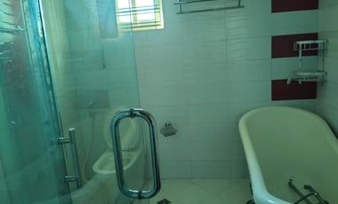 SEMI FURNISHED 2 STOREY HOUSE & LOT IN LAKEWOOD SUBD. CABANATUAN CITY