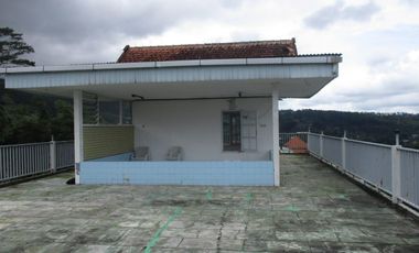MURAH HITUNG TANAH! Villa Prigen Tretes Pasuruan SHM Luas Cck Utk Investasi