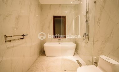 Luxury Bali Villa with Merbau Wood Finishes for Sale in Sanur