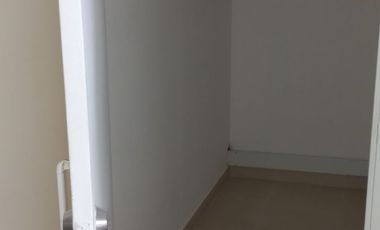 ARRIENDO LOCAL CENTRO JUNTO A LA DIAN EDIFICIO GARCIA ROVIRA