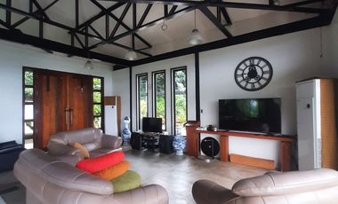 House and Lot for Sale in Timberland, San Mateo