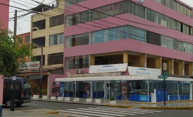 VENTA DE LOCAL COMERCIAL - SURCO