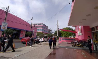 VENTA DE LOCAL COMERCIAL - SURCO