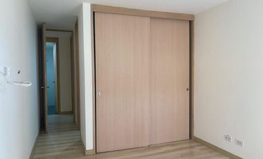 45786 Apartamento en arriendo en el sector Loma del Esocobero