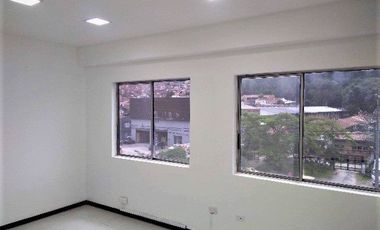 45873 Oficina en venta en el sector Guayabal