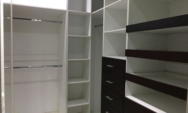 edificio comercial de venta en manta calle 13