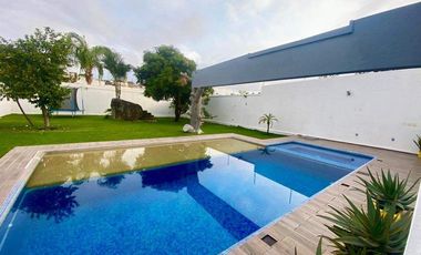 Casa minimalista en VENTA en el Fracc. Brisas de Cuernavaca