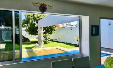Casa minimalista en VENTA en el Fracc. Brisas de Cuernavaca
