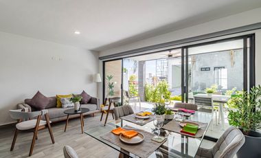 CASA CON ROOF GARDEN Y JACUZZI, UBICADA A 15 MINUTOS DE CUERNAVACA, MORELOS.