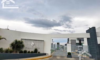 CASA EN PRIVADA RESIDENCIAL MONTREAL MUY CERCA DEL NUEVO WALMART