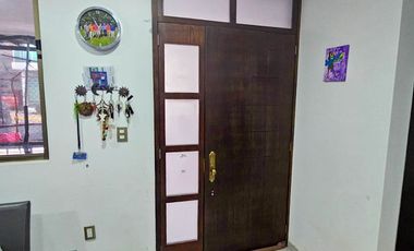 CASA EN PRIVADA RESIDENCIAL MONTREAL MUY CERCA DEL NUEVO WALMART