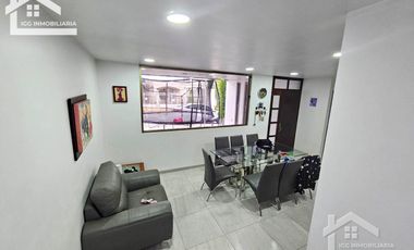 CASA EN PRIVADA RESIDENCIAL MONTREAL MUY CERCA DEL NUEVO WALMART