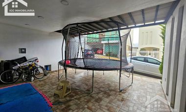 CASA EN PRIVADA RESIDENCIAL MONTREAL MUY CERCA DEL NUEVO WALMART