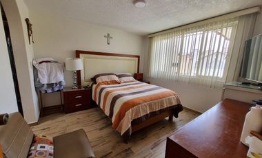 EN VENTA CASA EN CONDOMINIO