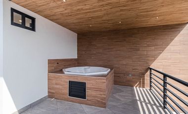 CASA EN VENTA A 15 MINUTOS DE CUERNAVACA, MORELOS. ROOF GARDEN, ALBERCA, 3 RECÁMARAS.