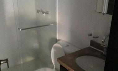 SE ARRIENDA APARTAMENTO DE 3 HABITACIONES