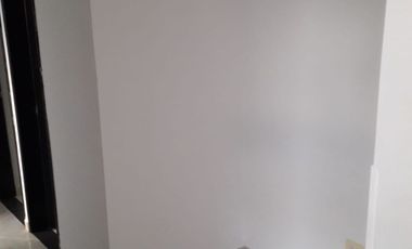 SE ARRIENDA APARTAMENTO DE 3 HABITACIONES