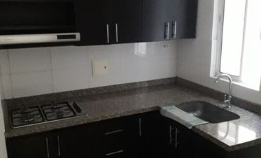 SE ARRIENDA APARTAMENTO DE 3 HABITACIONES