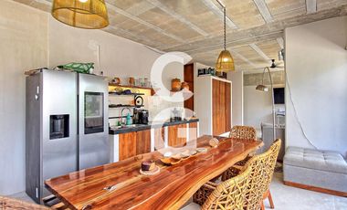 Edificio en Venta en Tulum en Mulatte con Locales Comerciales
