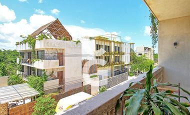 Edificio en Venta en Tulum en Mulatte con Locales Comerciales