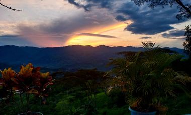 Vendo Hermosa Finca a 5 minutos de Villeta Cundinamarca posibilidadd de proyecto hotelerao.