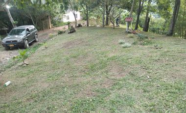 Vendo Hermosa Finca a 5 minutos de Villeta Cundinamarca posibilidadd de proyecto hotelerao.
