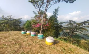 Vendo Hermosa Finca a 5 minutos de Villeta Cundinamarca posibilidadd de proyecto hotelerao.