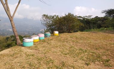 Vendo Hermosa Finca a 5 minutos de Villeta Cundinamarca posibilidadd de proyecto hotelerao.