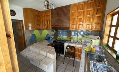 CASA en RENTA con LOCALES COMERCIALES en QUIROGA, MICH.