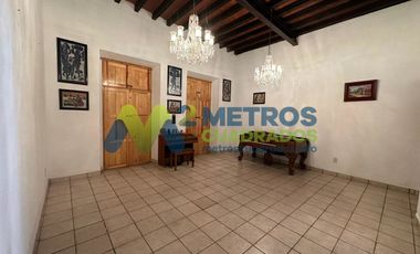 CASA en RENTA con LOCALES COMERCIALES en QUIROGA, MICH.