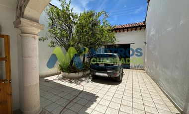 CASA en RENTA con LOCALES COMERCIALES en QUIROGA, MICH.