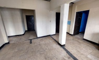 Venta de Edificio Comercial Calle Aguirre, Locales y Bodegas 650 m² Construccion