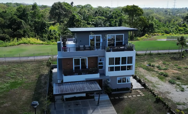Overlooking Taal House & Lot at Tagaytay Midlands