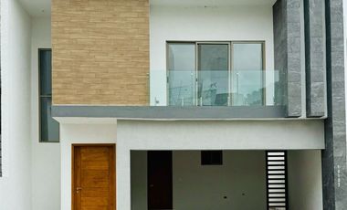 Casa nueva en venta fraccionamiento Albaterra $5,100,000.