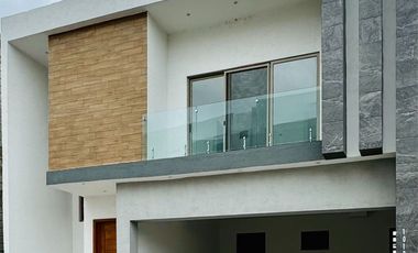 Casa nueva en venta fraccionamiento Albaterra $5,100,000.