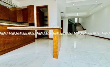 Casa nueva en venta fraccionamiento Albaterra $5,100,000.