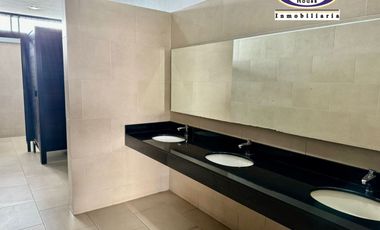 PLAZA COMERCIAL EN VENTA, METEPEC-ZACANGO