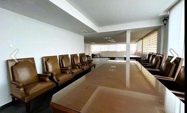 EDIFICIO PARA REMODELAR EN VENTA, LAS AGUILAS